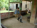 Foto mostra o Sr. Afonso G. Batista em sua casa na Comunidade de Remanescentes de de Quilombos Areia Branca, municpio de Bocaiva do Sul - PR. <br /><br /> Foto: Clemilda Santiago Neto